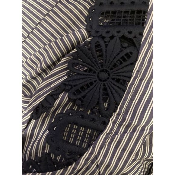 CAbi Crochet Flutter‎ Sleeve Top Seersucker Blue White Striped 5727 Small - Picture 6 of 7